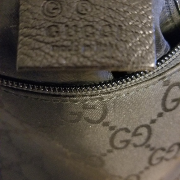 Authentic GUCCI - Black Hobo Shoulder Bag - Picture 4 of 5